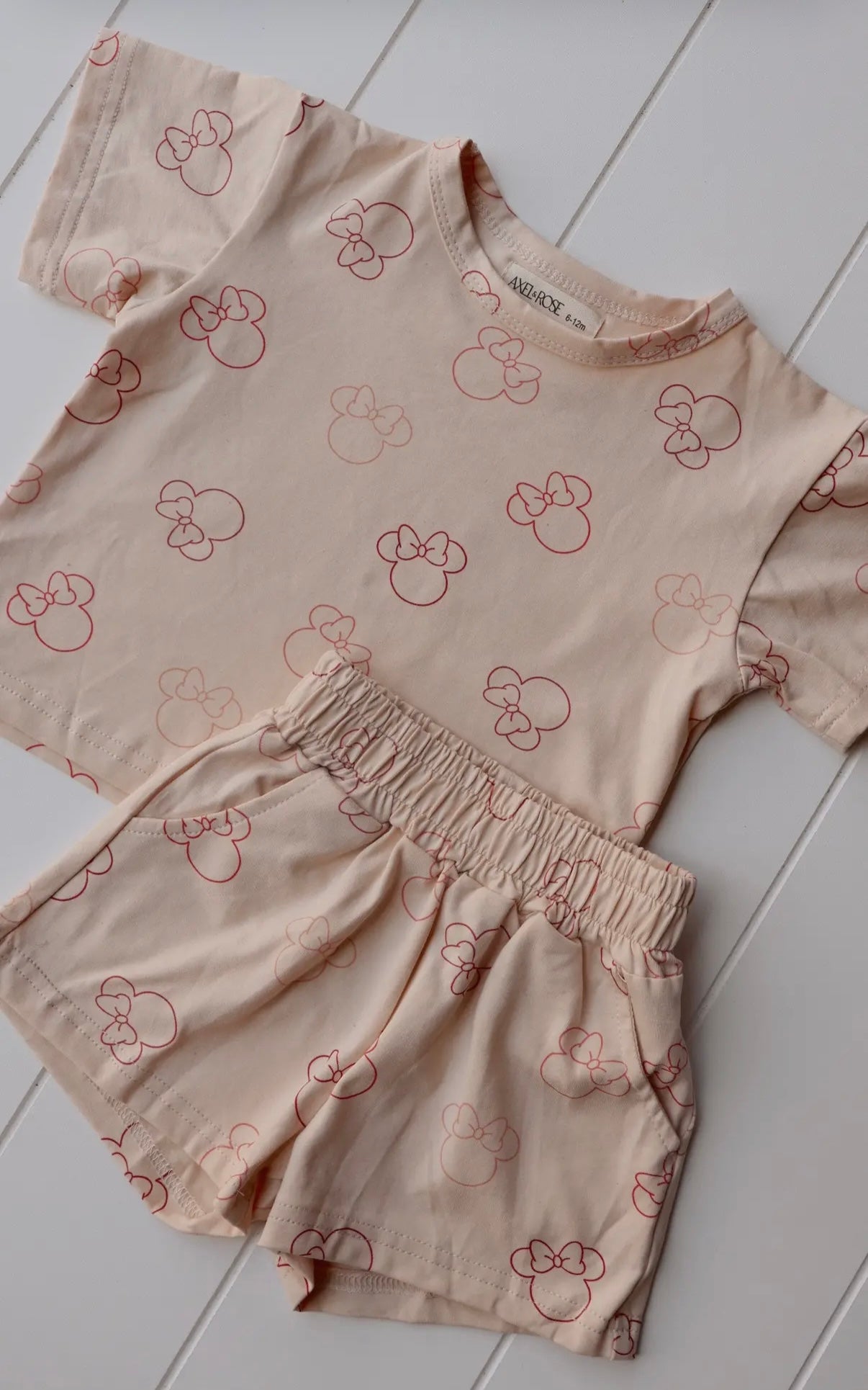 MINNIE Shorts Set